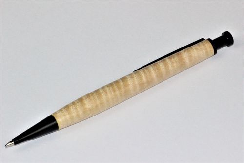 Klick-kugelschreiber aus Riegelahorn