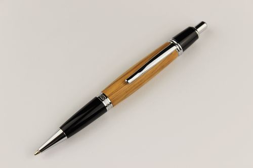 Klick-Kugelschreiber aus Olivenholz